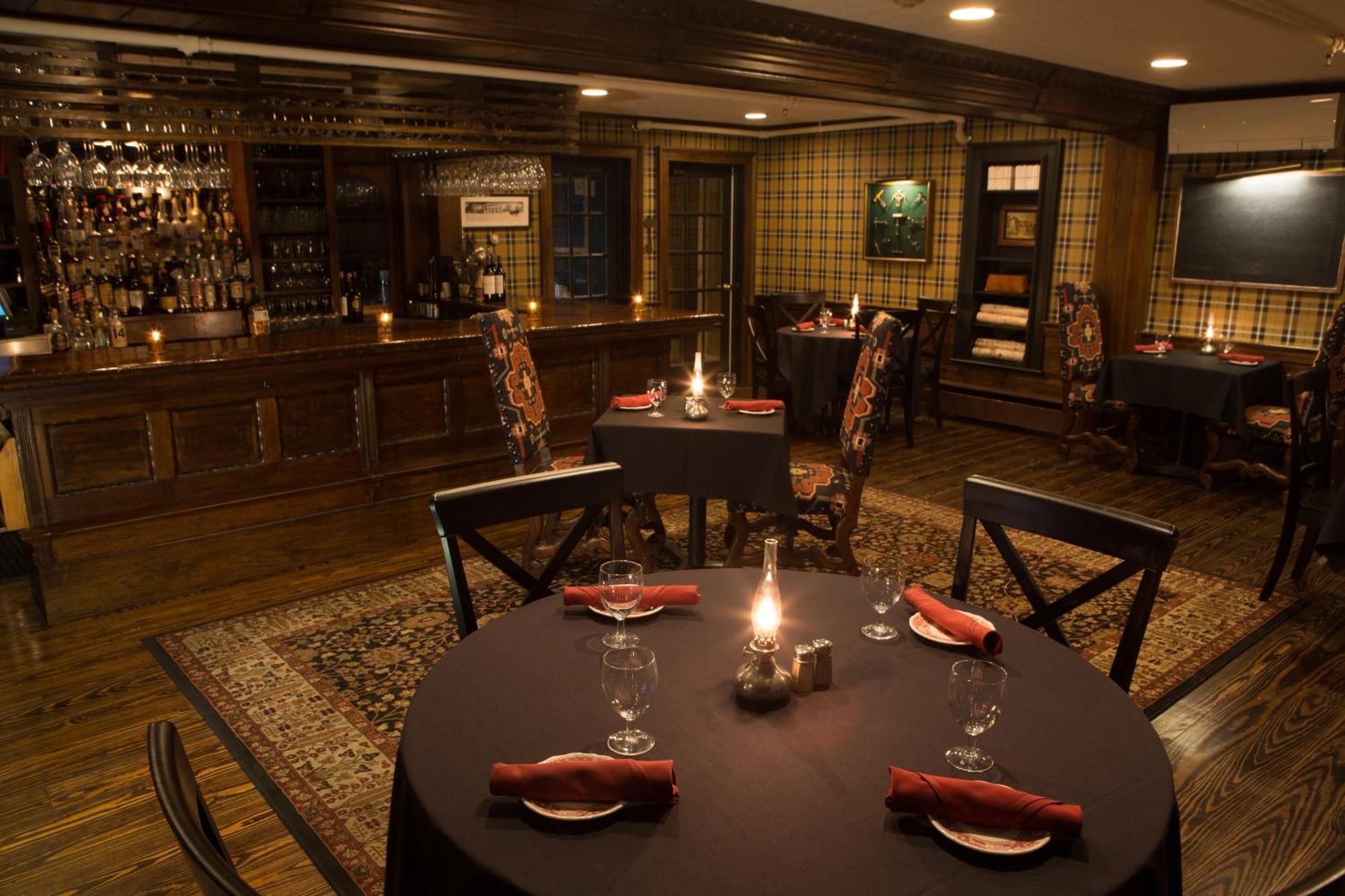 The Dorset Inn Bagian luar foto