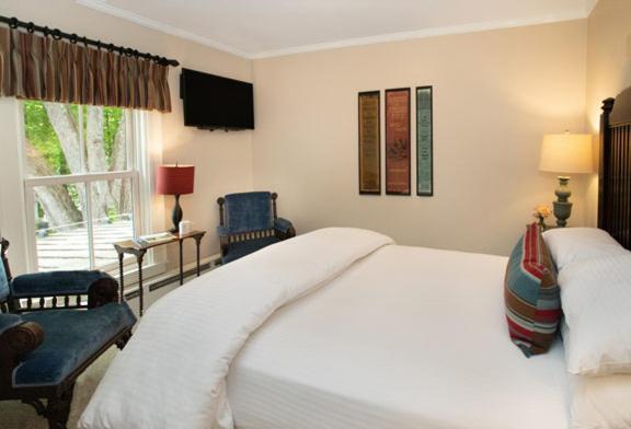 The Dorset Inn Bagian luar foto