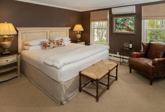 The Dorset Inn Bagian luar foto