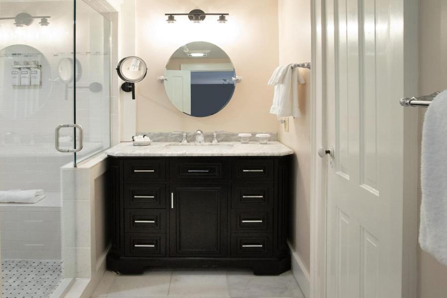 The Dorset Inn Bagian luar foto